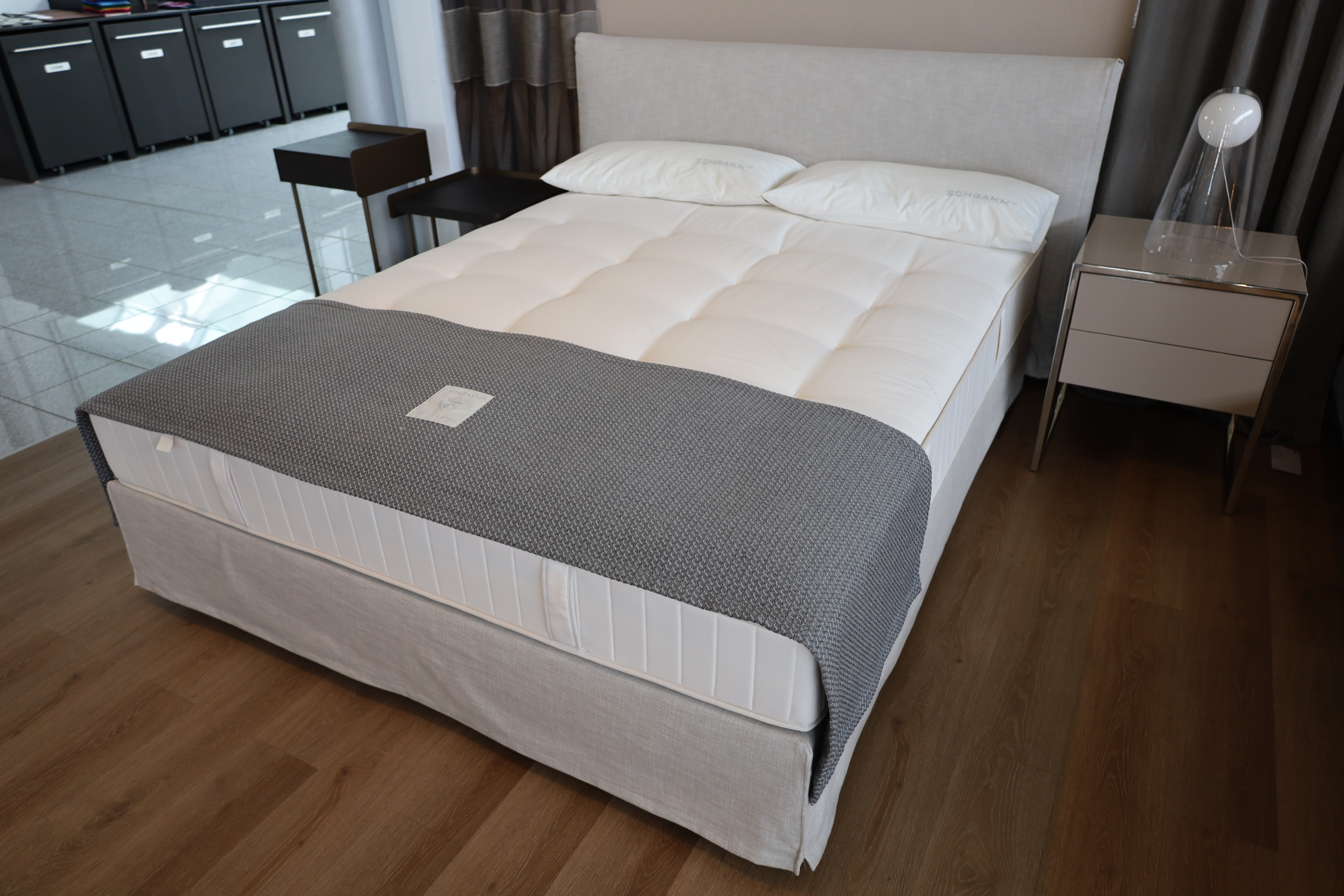 Ausstellungs Chill Bett Aufnhame von der Seite